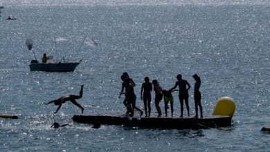 Una mujer muere tras sufrir un corte de digestión en una playa de Murcia