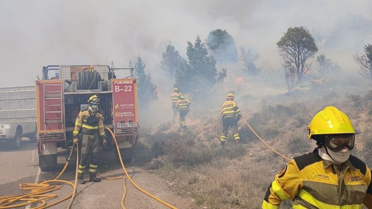 El incendio de Berge (Teruel), en proceso de extinción tras quemar 40 hectáreas