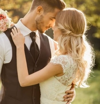 Hacienda avisa: si recibes dinero en tu boda, debes declararlo por ley