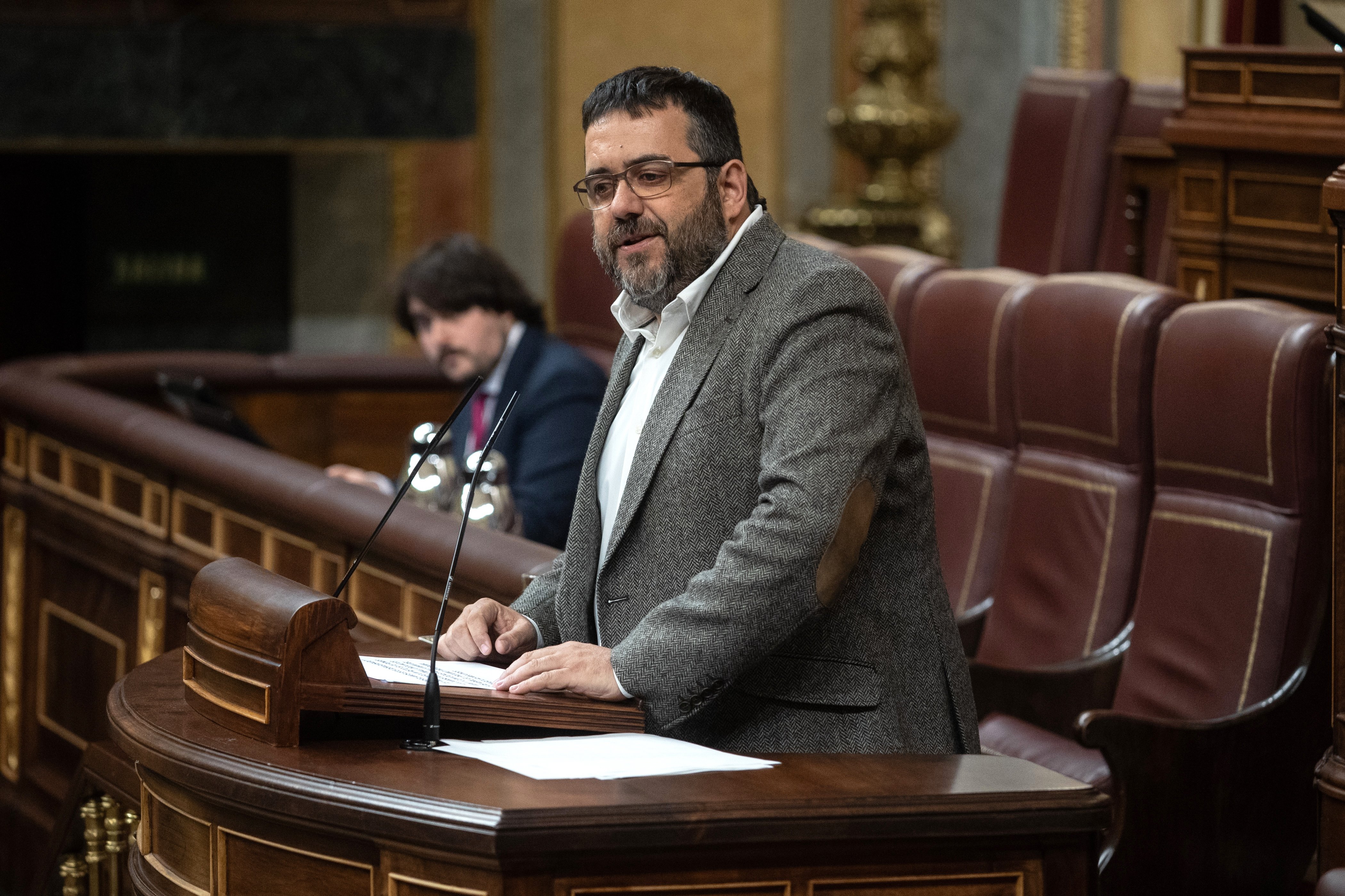 El socio balear de Yolanda Díaz aplaza la decisión de salir de [...]