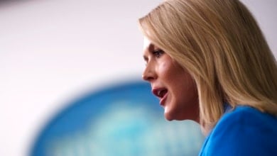 La Casa Blanca dice ahora que Trump decidirá si atacar Irán "en las próximas dos semanas"