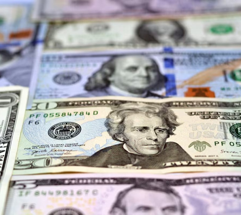 El IRS de Estados Unidos confirma reembolso de 2.939 dólares a quienes declaren electrónicamente antes del 15 de junio