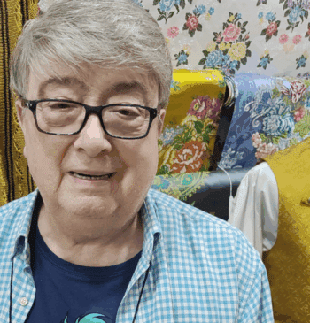 Muere Enrique Marzal, modista de falleras mayores y artistas