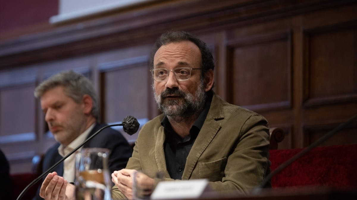 Quién es Benet Salellas, el nuevo abogado independentista de Santos Cerdán
