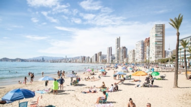 El Banco de España incluye un 'frenazo' de la llegada de turistas en su previsión de ralentización de la economía