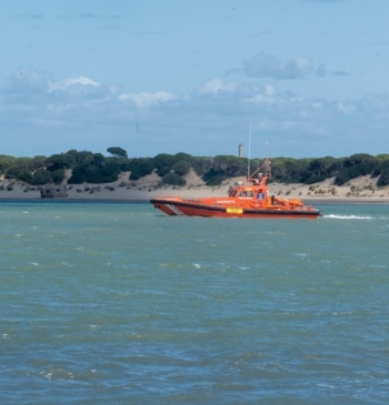 Guardia Civil investiga restos óseos humanos hallados en un paraje de Isla [...]