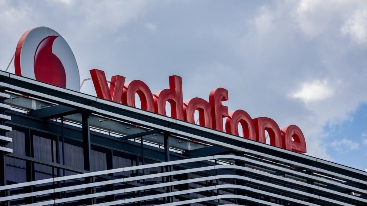 Telefónica, Vodafone y el rompecabezas regulatorio que sacudiría el mercado español y europeo