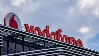 Telefónica, Vodafone y el rompecabezas regulatorio que sacudiría el mercado español y europeo