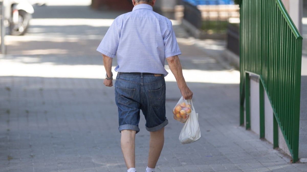 El gasto en pensiones con la 'extra' de junio equivale al 81% del presupuesto de defensa para este año