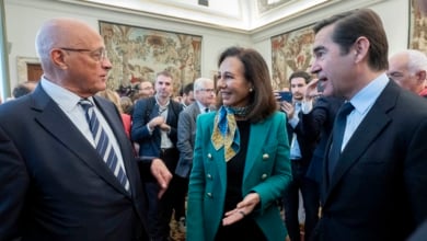 Venta de TSB: Santander echa un capote al Sabadell frente a la opa de BBVA