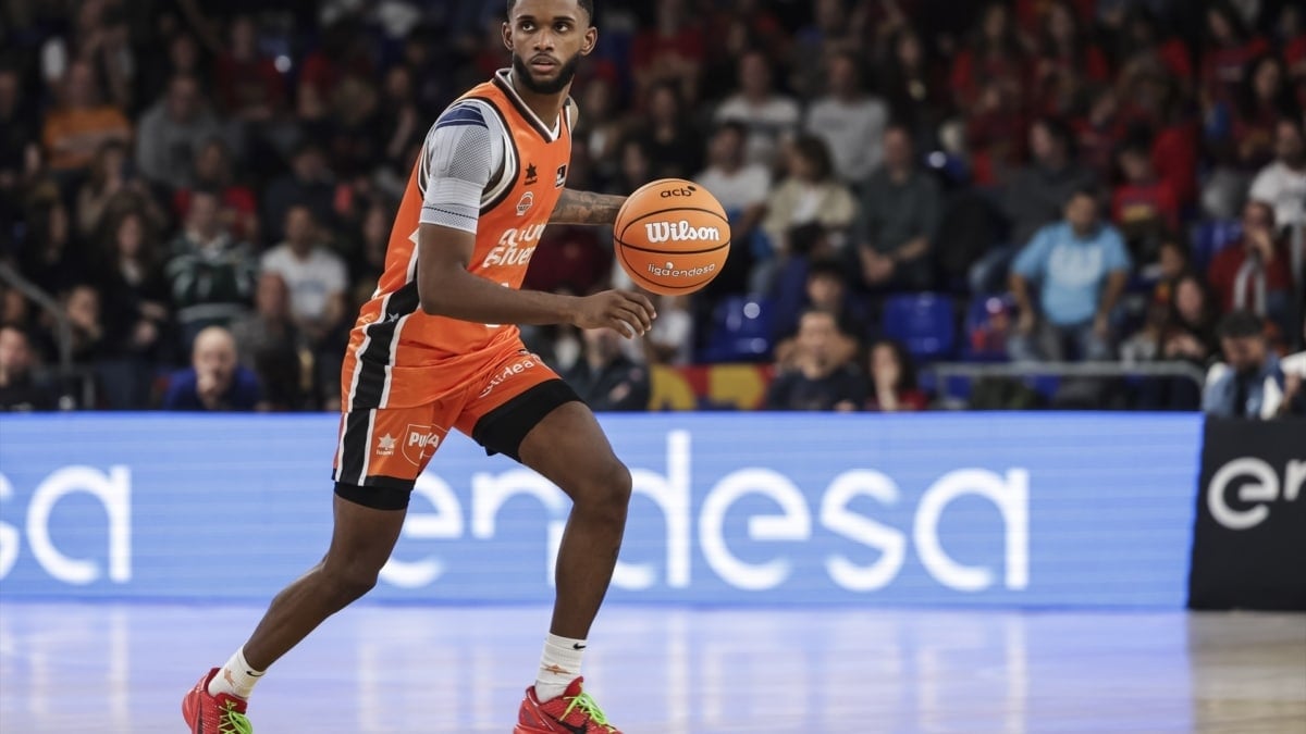 Jean Montero, el base dominicano, renueva con Valencia Basket hasta 2028