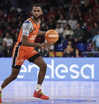 Jean Montero, el base dominicano, renueva con Valencia Basket hasta 2028