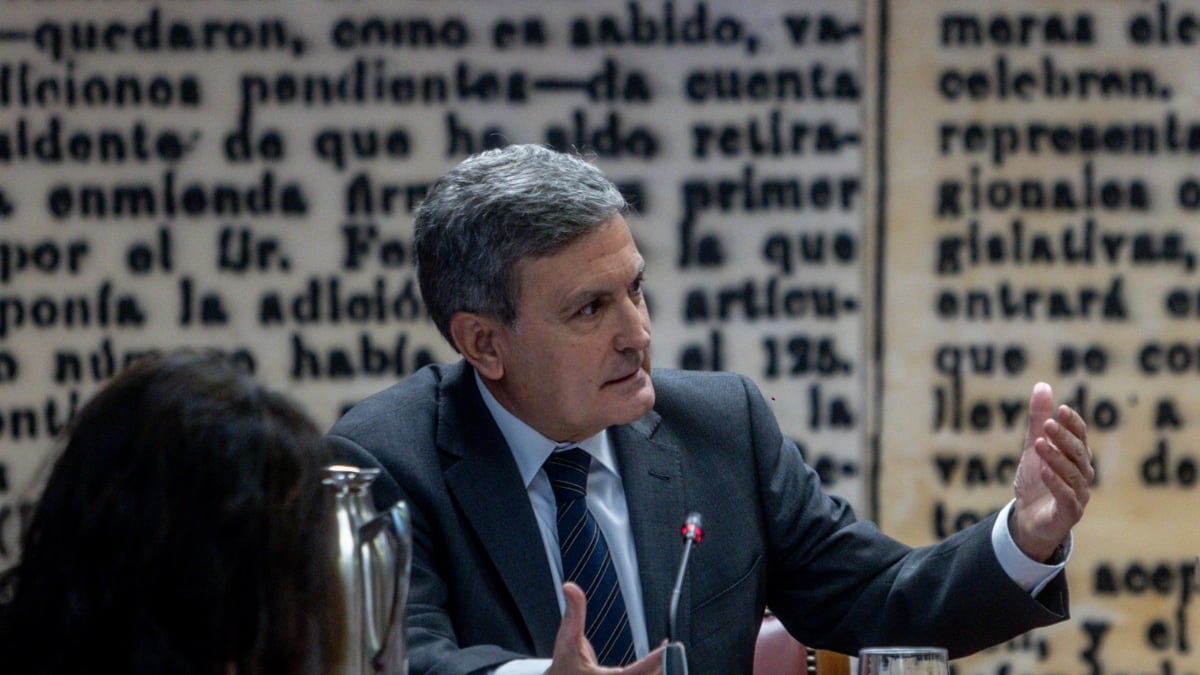 El presidente de Correos, Pedro Saura.