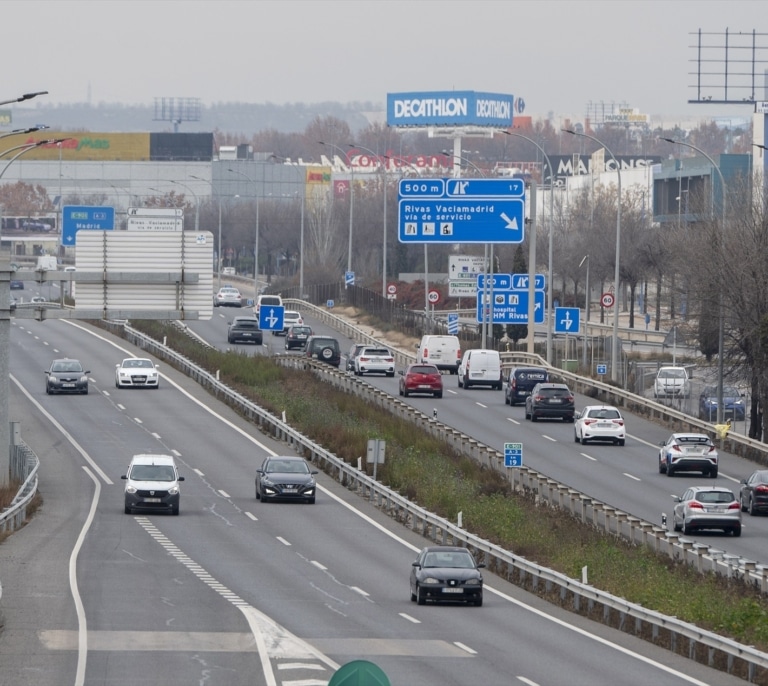 Muere un hombre tras ser atropellado varias veces cuando caminaba por la autopista A-42, en Toledo