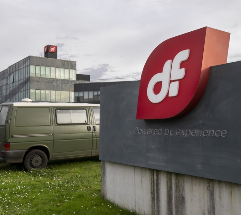 Duro Felguera vende a Indra su fábrica en Gijón para hacer blindados