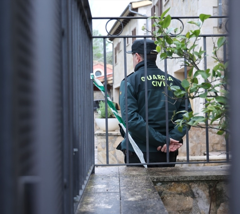 El Supremo rebaja la sanción a un guardia civil condenado por agredir a su cuñado