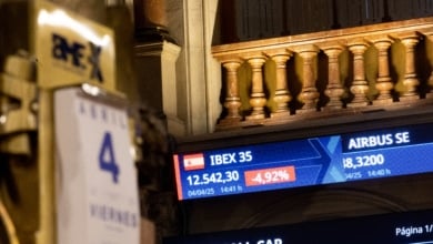 La guerra comercial desata el temor de los inversores: 2.343 millones de euros huyen de EEUU a Europa