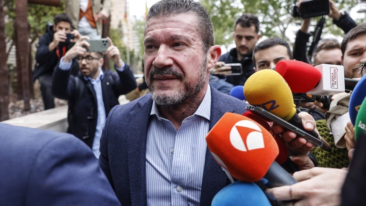 La Audiencia de Valencia confirma la imputación del exnúmero dos de Emergencias por la gestión de la DANA