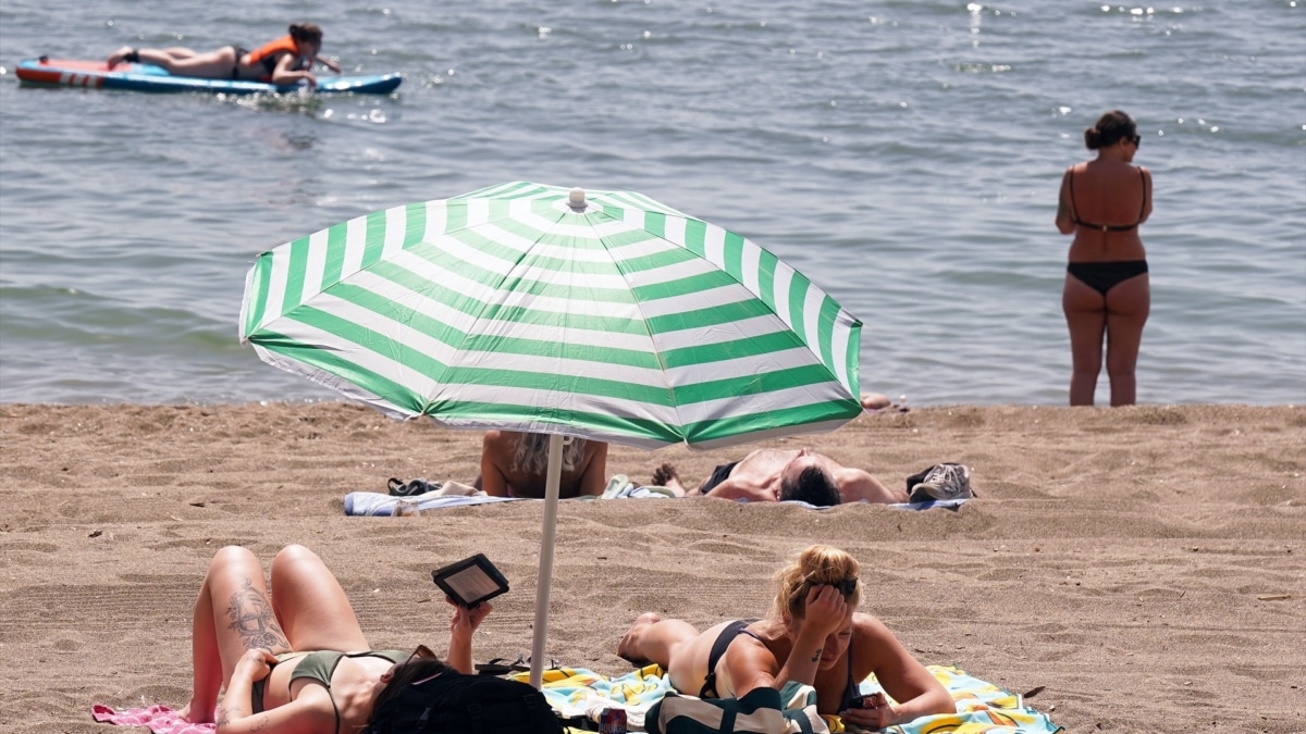 Un bañista muere ahogado en una playa de Vilanova i la Geltrú, Barcelona