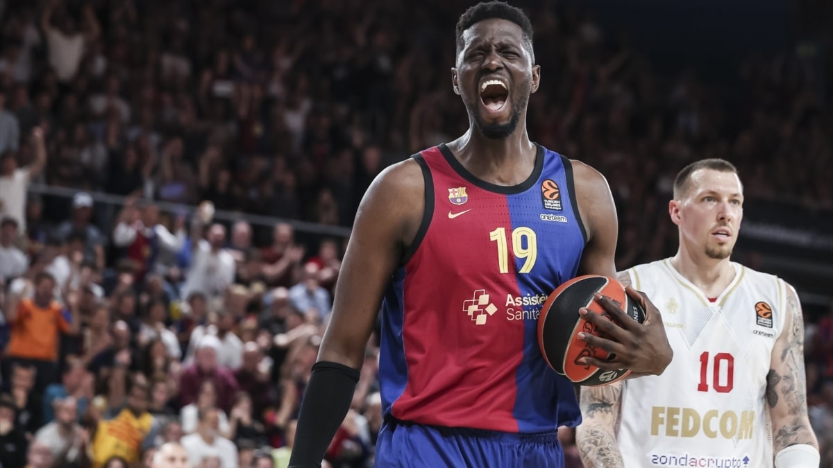 Fall se despide del Barça tras una temporada discreta como pívot titular