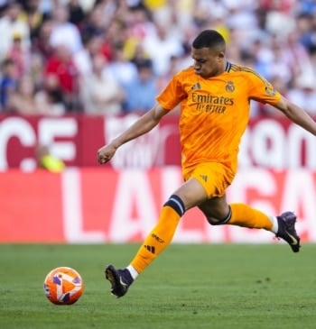 Kylian Mbappé, delantero del Real Madrid, hospitalizado por gastroenteritis aguda