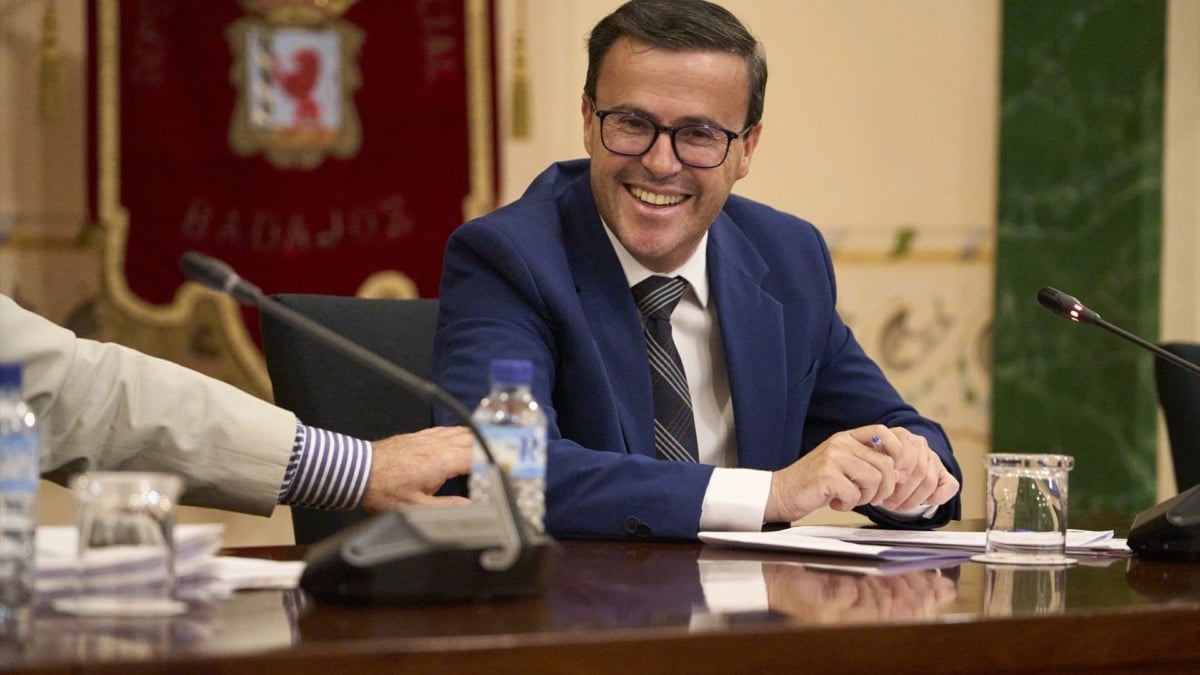 La jueza denuncia "fraude de ley" en el aforamiento exprés de Miguel Ángel Gallardo, el líder del PSOE extremeño