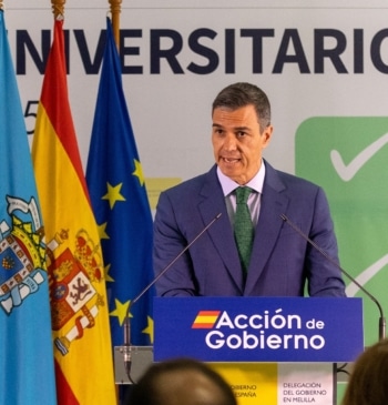 Sánchez plantea a los presidentes autonómicos triplicar la inversión pública en vivienda