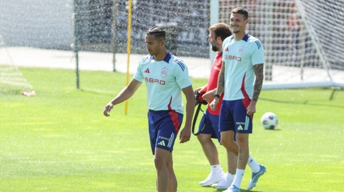 Mateo Joseph: "En Inglaterra respetan bastante a los jugadores españoles"