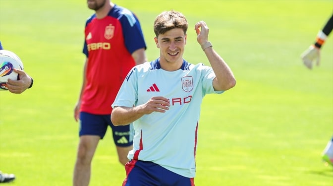 Joven crack del Barça desafía a Flick y Laporta lo echa: "No jugará más"