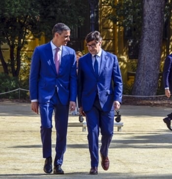Sánchez se reúne con Illa en La Moncloa en plena crisis del [...]