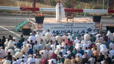 Ceuta celebra la Fiesta del Cordero suspendida en Marruecos por Mohamed VI