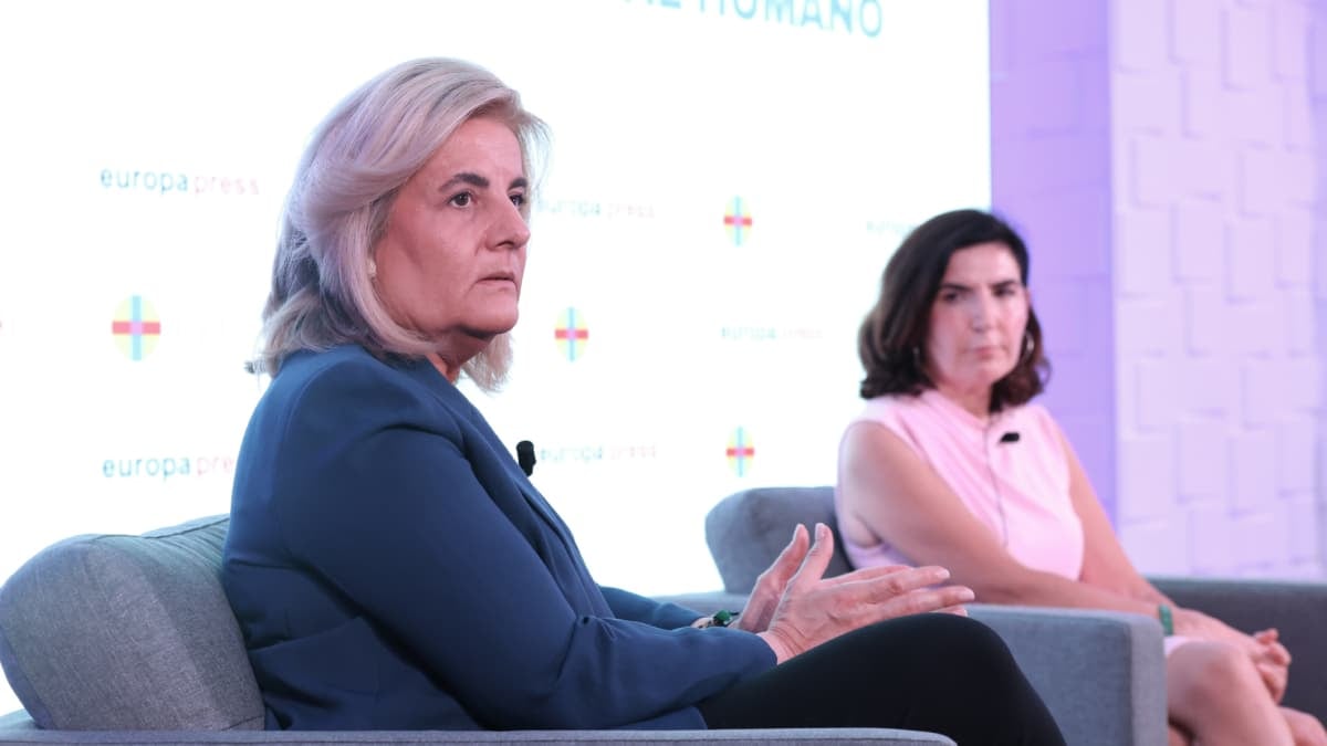 Fátima Báñez (CEOE) sobre la reducción de jornada: "Más negociación colectiva y menos imposición normativa"