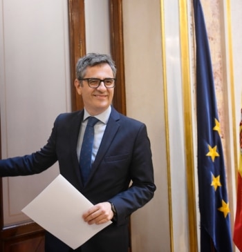 Recado de Bolaños a jueces y fiscales: "Es habitual mirar con recelo [...]