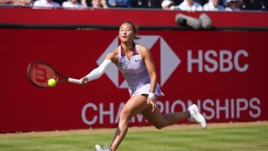Quién es Zheng Qinwen, la primera tenista china campeona olímpica individual