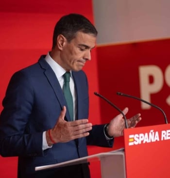 Cinco exministros del PSOE firman un manifiesto junto a intelectuales y reclaman [...]