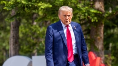 EE.UU. moviliza bombarderos hacia el Pacífico mientras Trump sopesa si atacar Irán