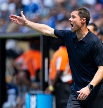Xabi Alonso: "Mbappé tiene un punto de debilidad para jugar con el [...]