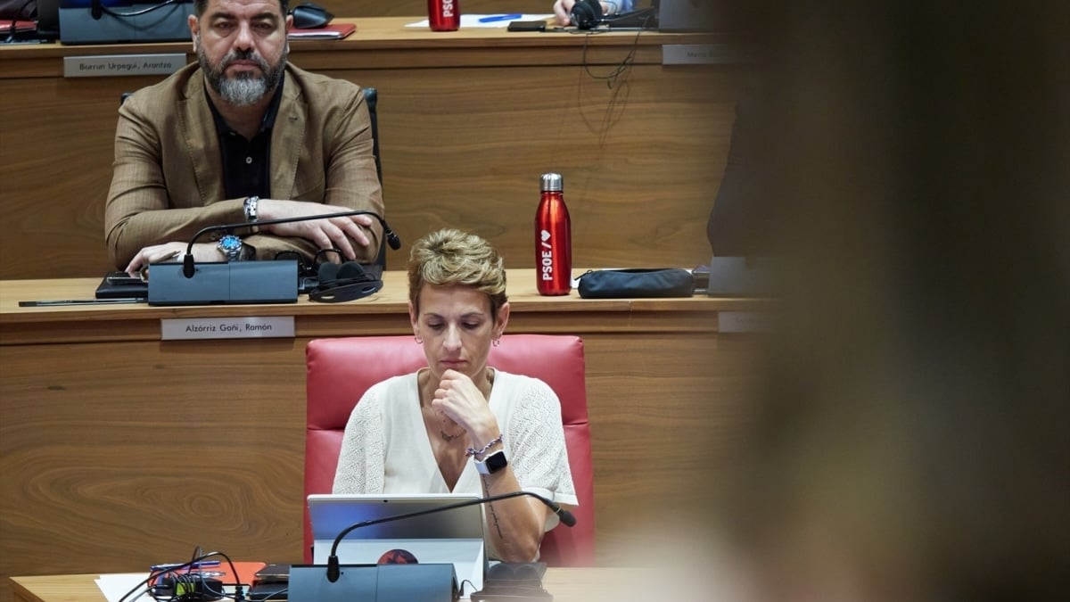 Alzórriz y Chivite, en el Parlamento de Navarra.