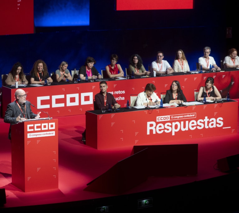 CCOO se alinea con Sánchez: "Lo que vendría sería peor"