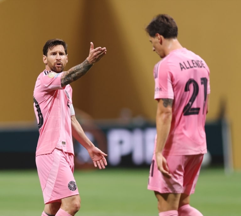 Inter Miami deja escapar el 2-0 ante Palmeiras y se enfrentará al PSG en octavos