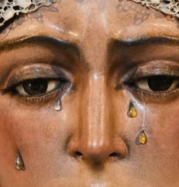 Esto es lo que ha ocurrido con la Virgen de la Macarena