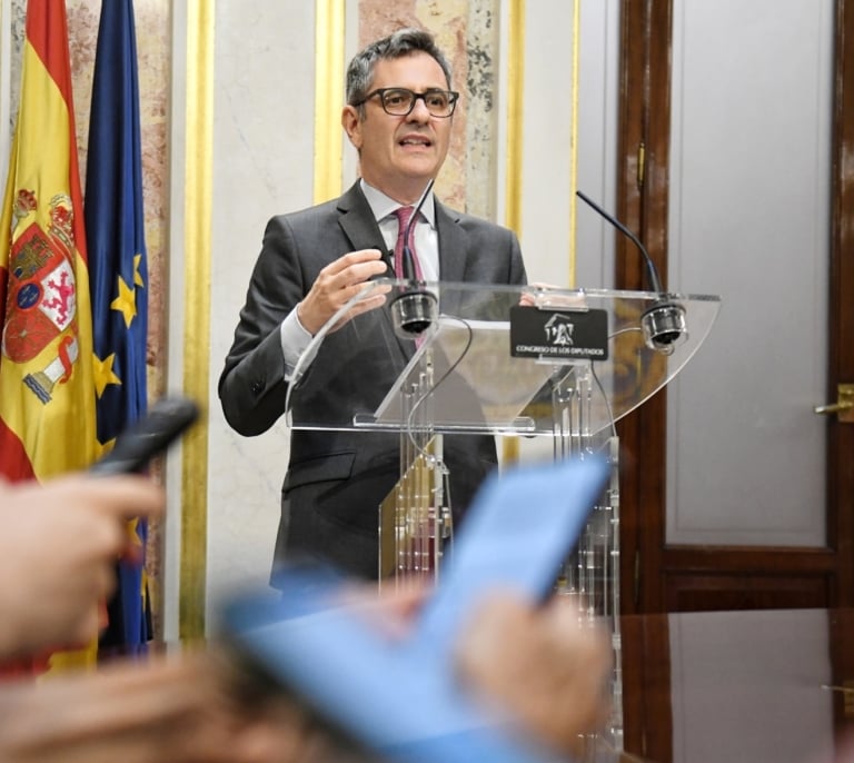 Bolaños no dimitirá y confía en que el Supremo frene al juez Peinado: su escrito "no se sostiene y contiene errores de bulto"
