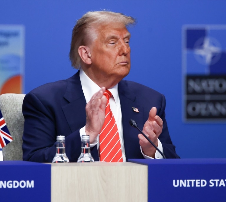 Trump amenaza a España con pagar el doble en aranceles si Sánchez no cumple con el 5% en defensa