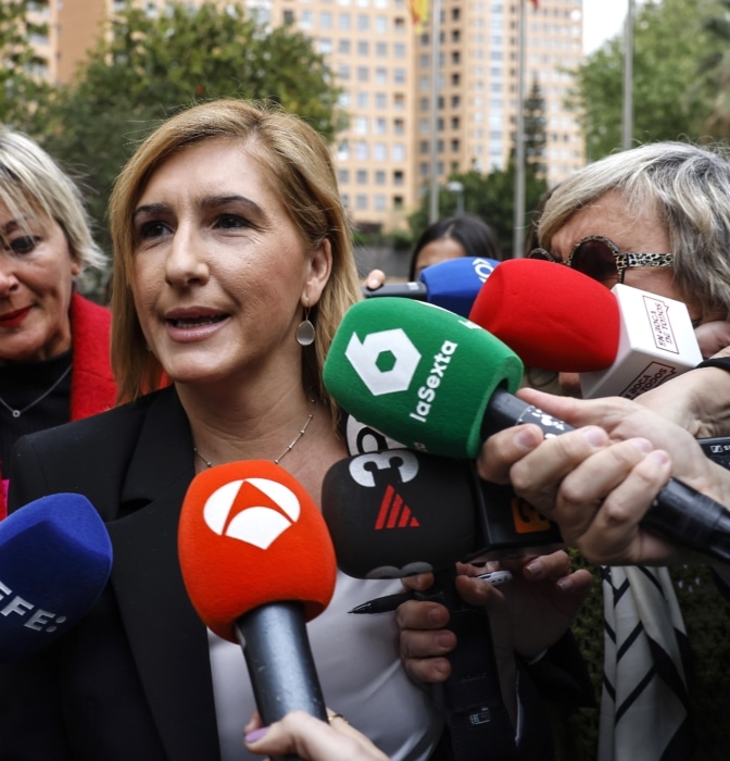 La defensa de Pradas amplía su queja al CGPJ sobre la instrucción [...]