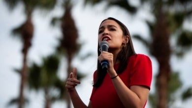 Los demócratas creen que el ataque de Trump a Irán fue ilegal y piden su 'impeachment'