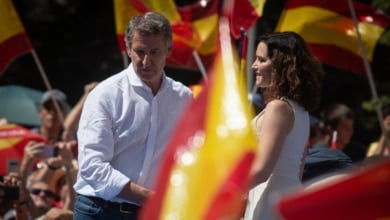 El PP acaba con las primarias directas, pero mandatará a sus delegados imitando la elección del presidente del Gobierno