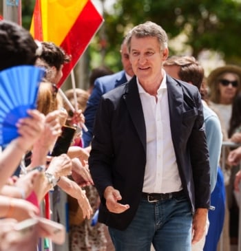 Las encuestas tras el 'caso fontanera' imposibilitan a Sánchez repetir en el [...]