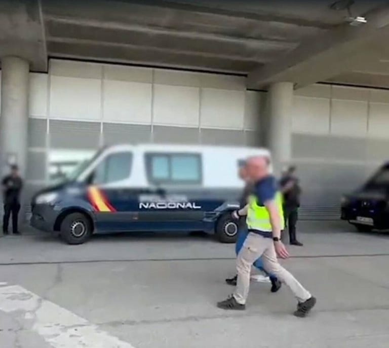 La Policía traslada a España al hermano del autor del atentado contra Vidal-Quadras