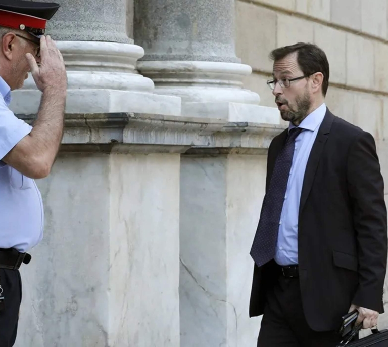 El Consejo Fiscal ampara por unanimidad a José Grinda tras el audio de Leire Díez revelando que buscaba información sobre él