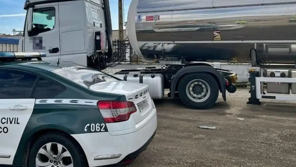 Denunciado penalmente un camionero por negarse a hacer la prueba de alcoholemia en Salt (Girona)